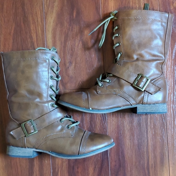 !SOLD ON MERC! Brown Buckle Booties - Picture 2 of 7